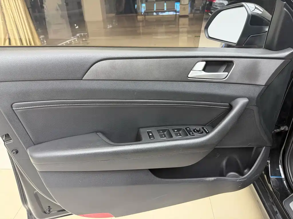 Hyundai Sonata — миниатюра 16