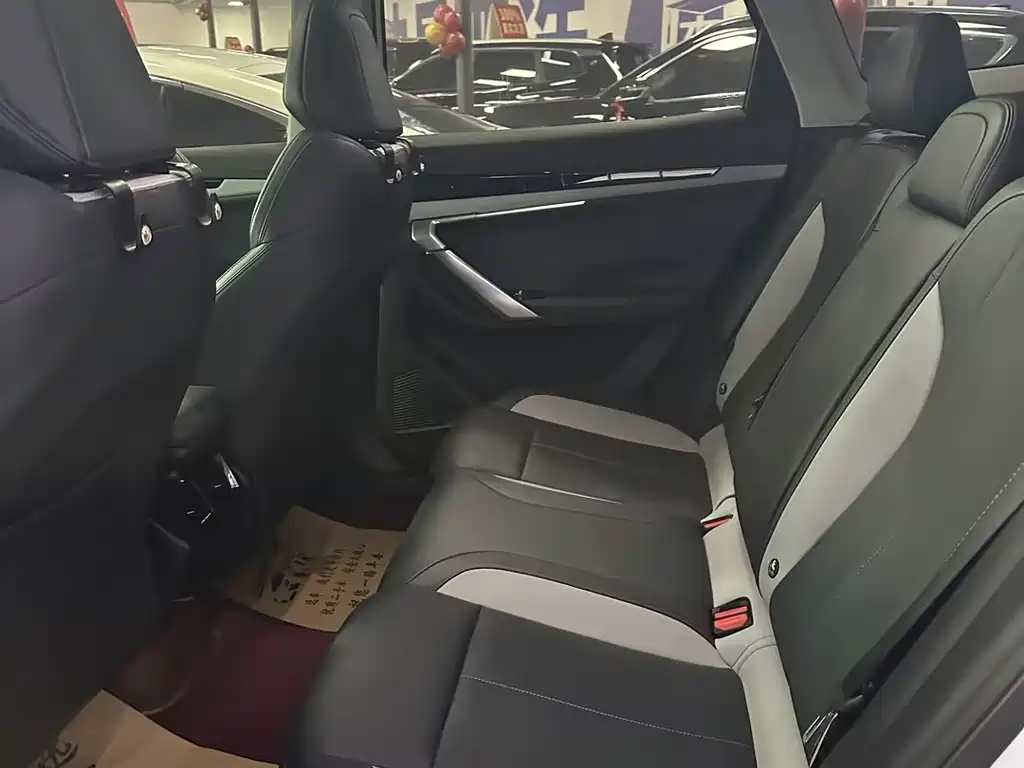 GEELY AUTOMOBILE BOYUE L