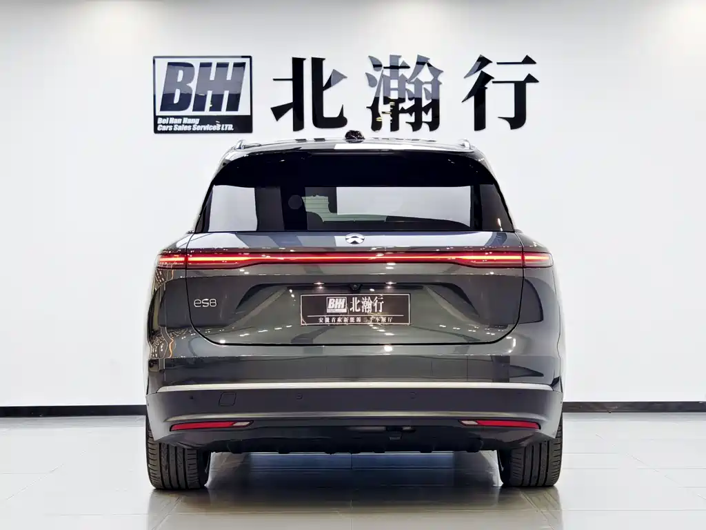 NIO ES8 2023 100kWh