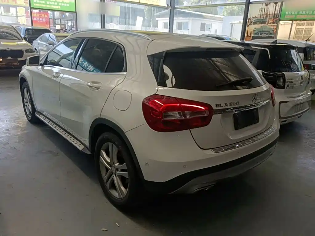 Mercedes-Benz GLA — миниатюра 5