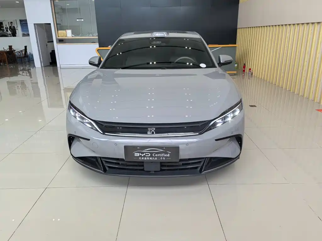 BYD Han — миниатюра 2