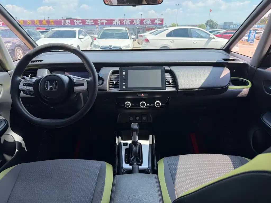Honda Fit — миниатюра 9