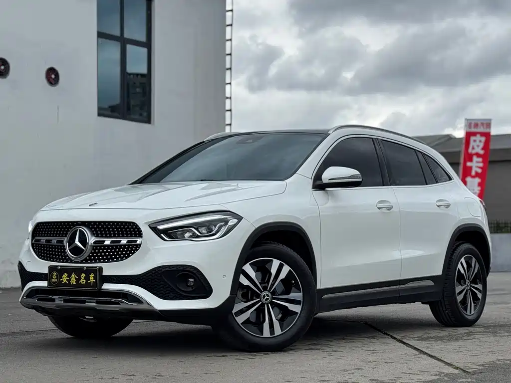 Mercedes-Benz GLA 2023