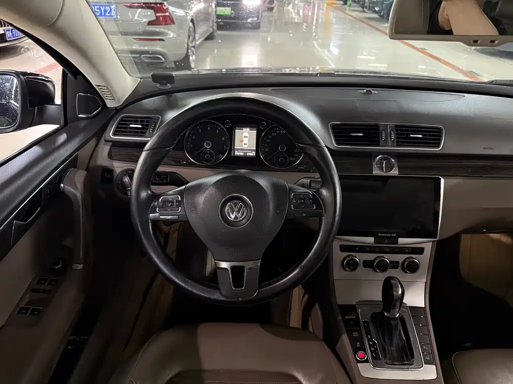 Volkswagen Magotan 2012 2.0TSI Luxury