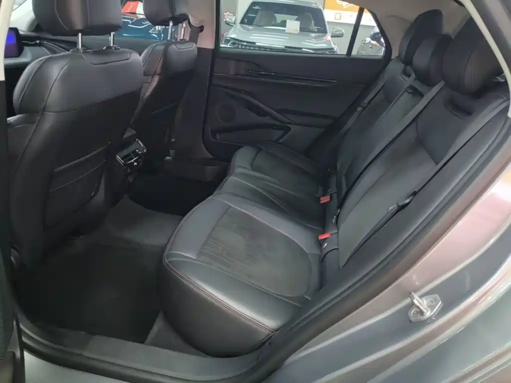Ford Mondeo — миниатюра 17