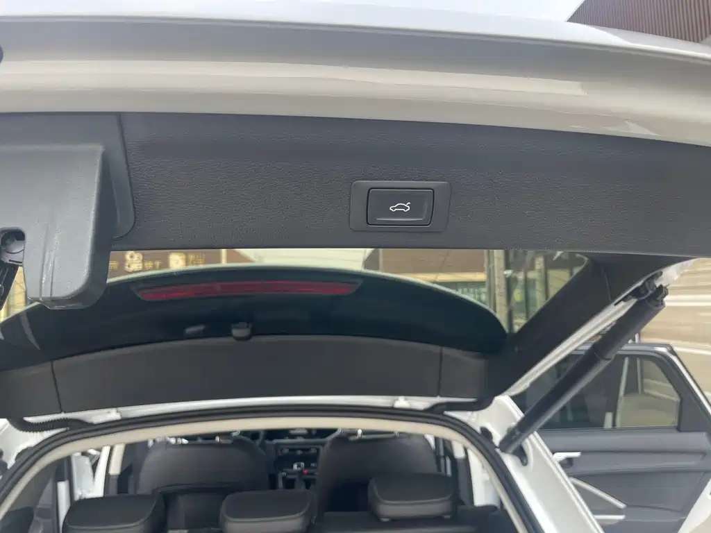 Audi Q3 — миниатюра 15