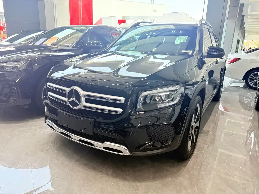 Mercedes-Benz GLB 2021