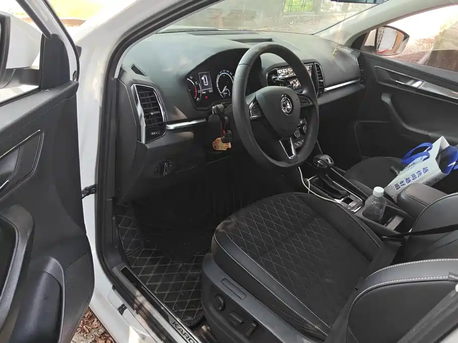 Skoda Karoq — миниатюра 9