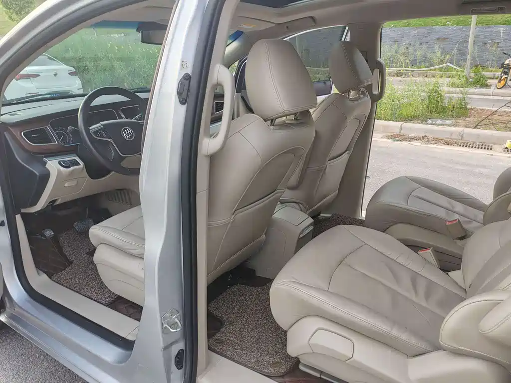 Buick GL8 — миниатюра 13