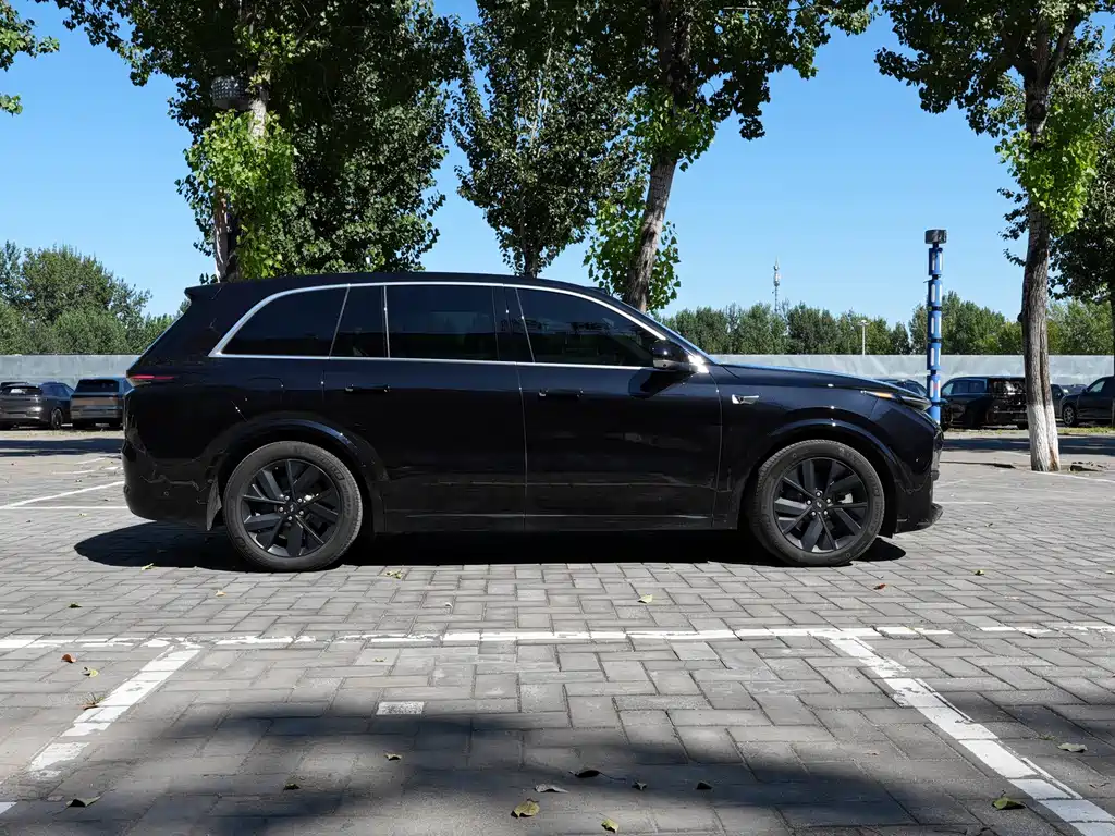 Li Auto Li L8 — миниатюра 4