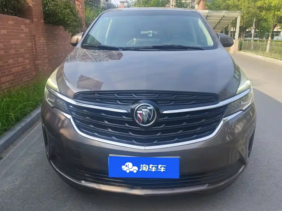 Buick GL8 — миниатюра 2