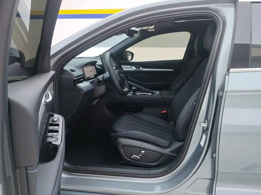 Geely Xingrui — миниатюра 9