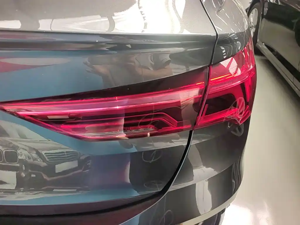Audi Q3 Sportback — миниатюра 8
