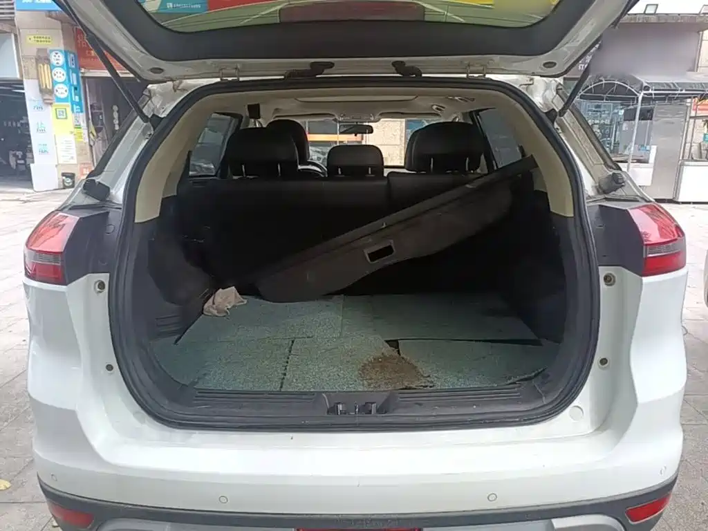 Geely Boyue — миниатюра 19