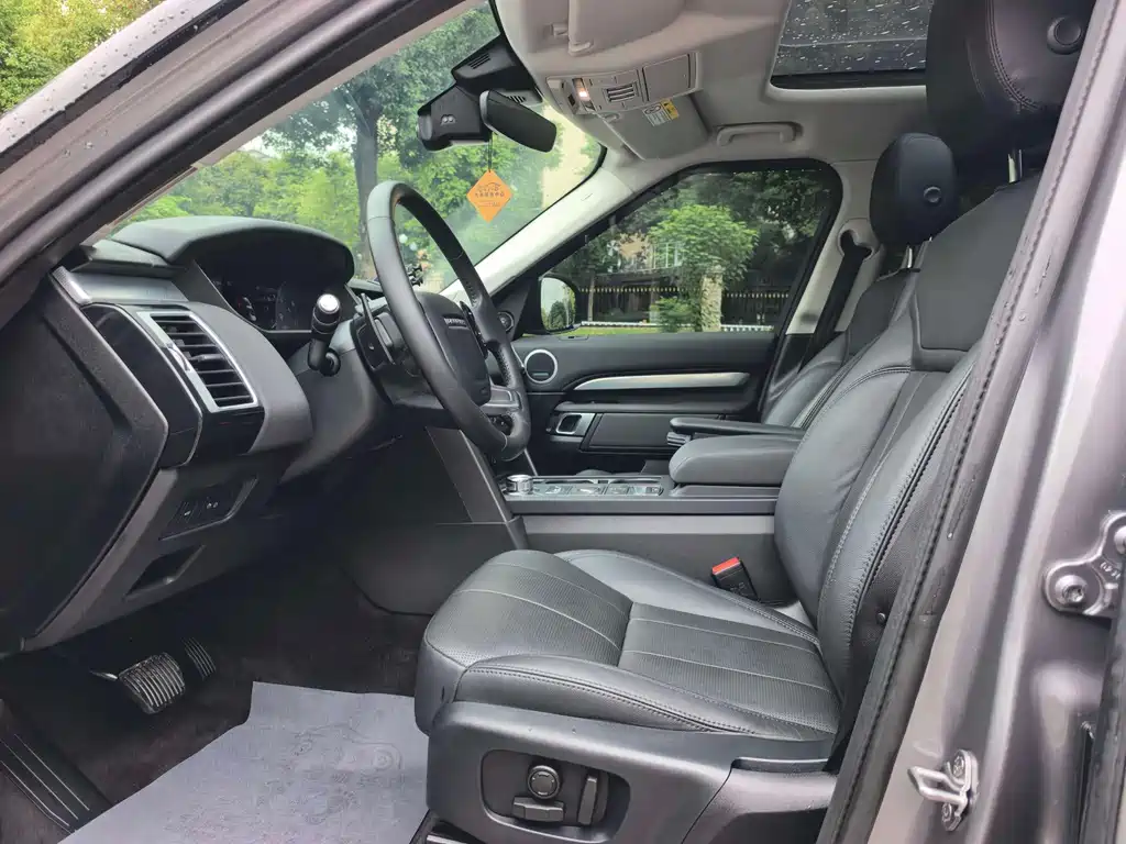 Land Rover Discovery — миниатюра 4