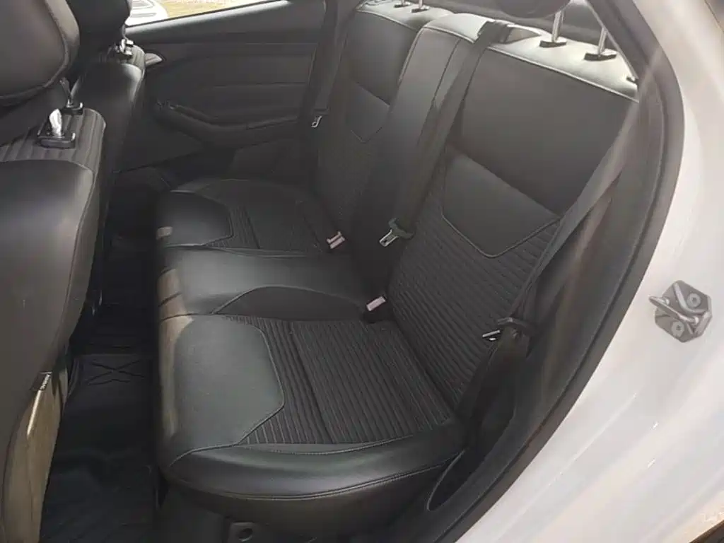 Ford Focus — миниатюра 20