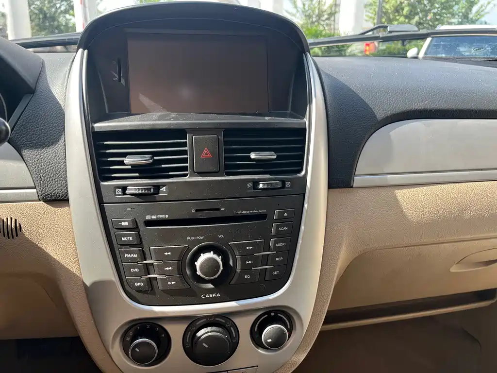 Buick Excelle — миниатюра 15