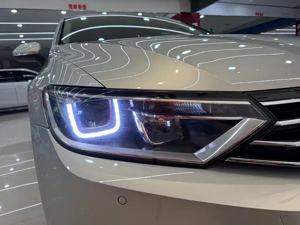 Volkswagen Magotan — миниатюра 11