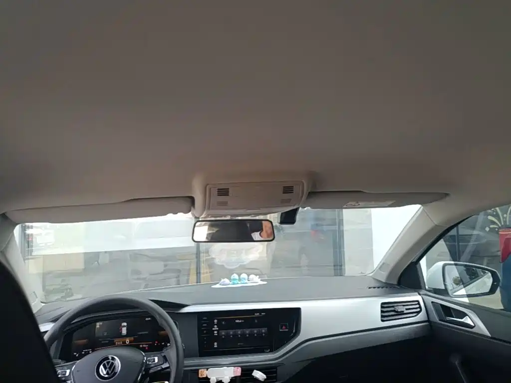 Volkswagen Polo — миниатюра 18