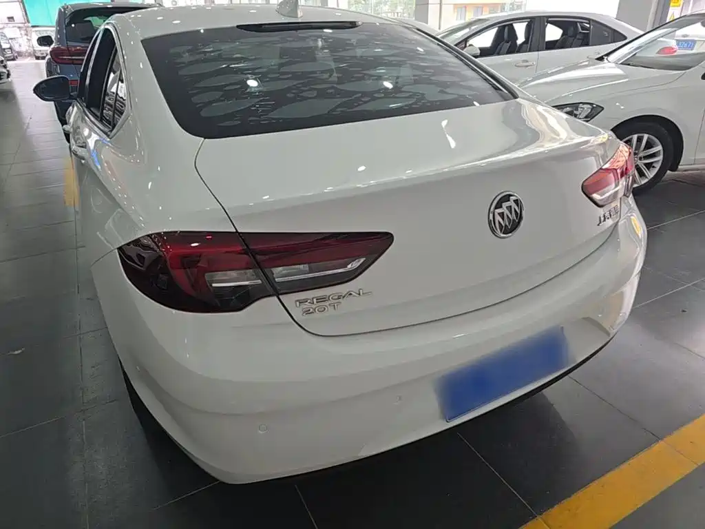 Buick Regal — миниатюра 6