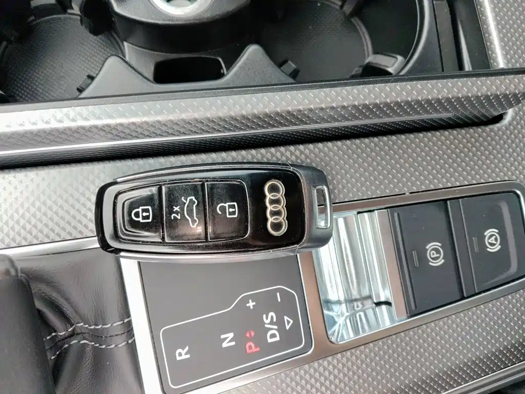 Audi A6L — миниатюра 17