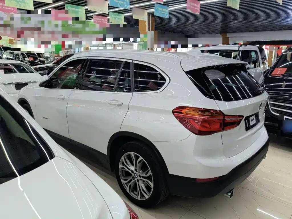 BMW X1 — миниатюра 7