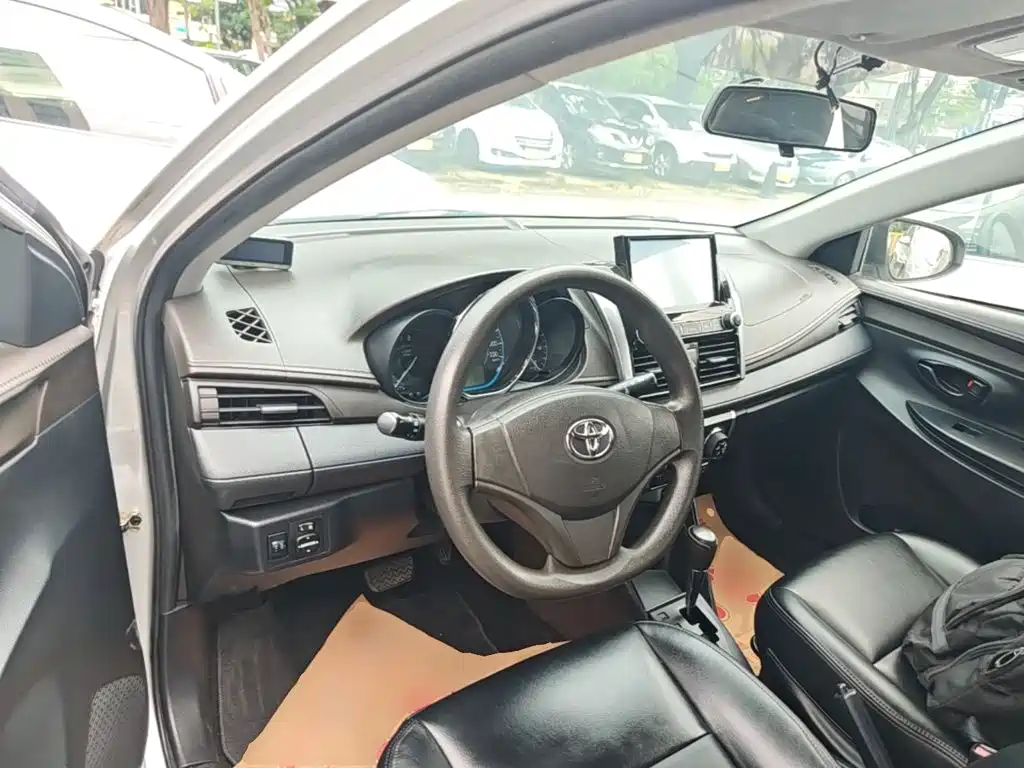 Toyota Vios — миниатюра 10