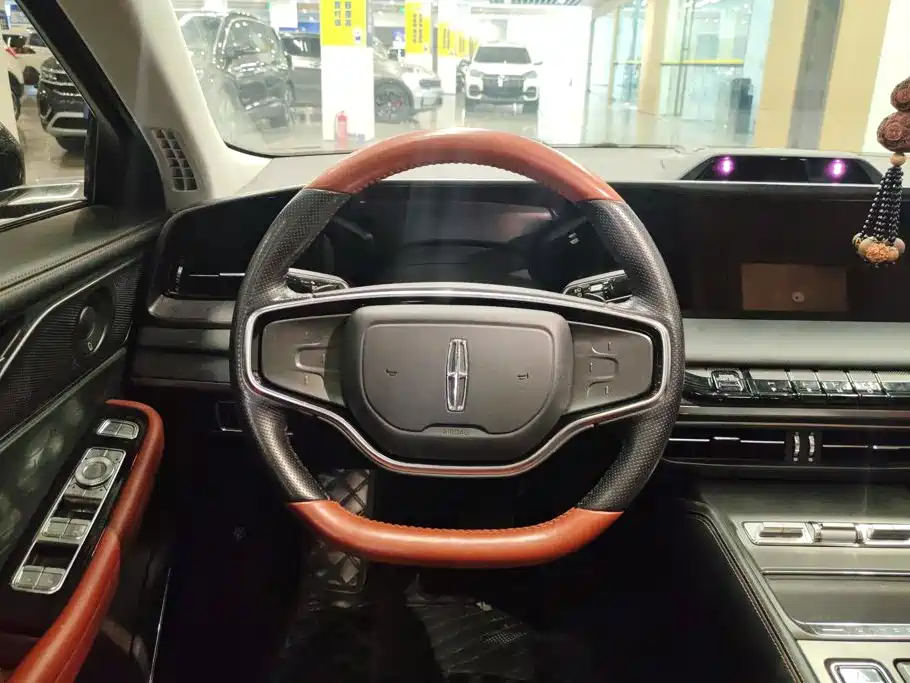 Lincoln Z — миниатюра 15