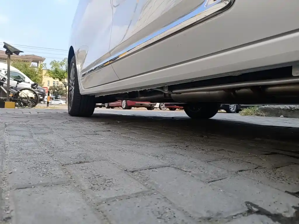 Buick GL8 Hybrid — миниатюра 21