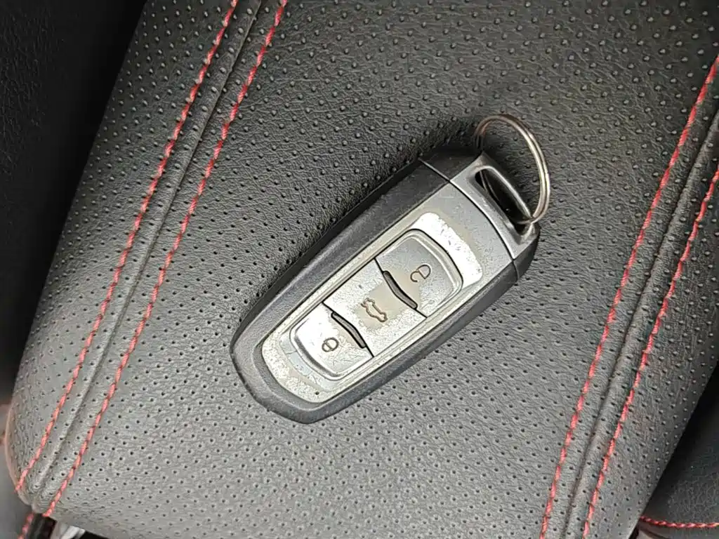 Geely Vision — миниатюра 9