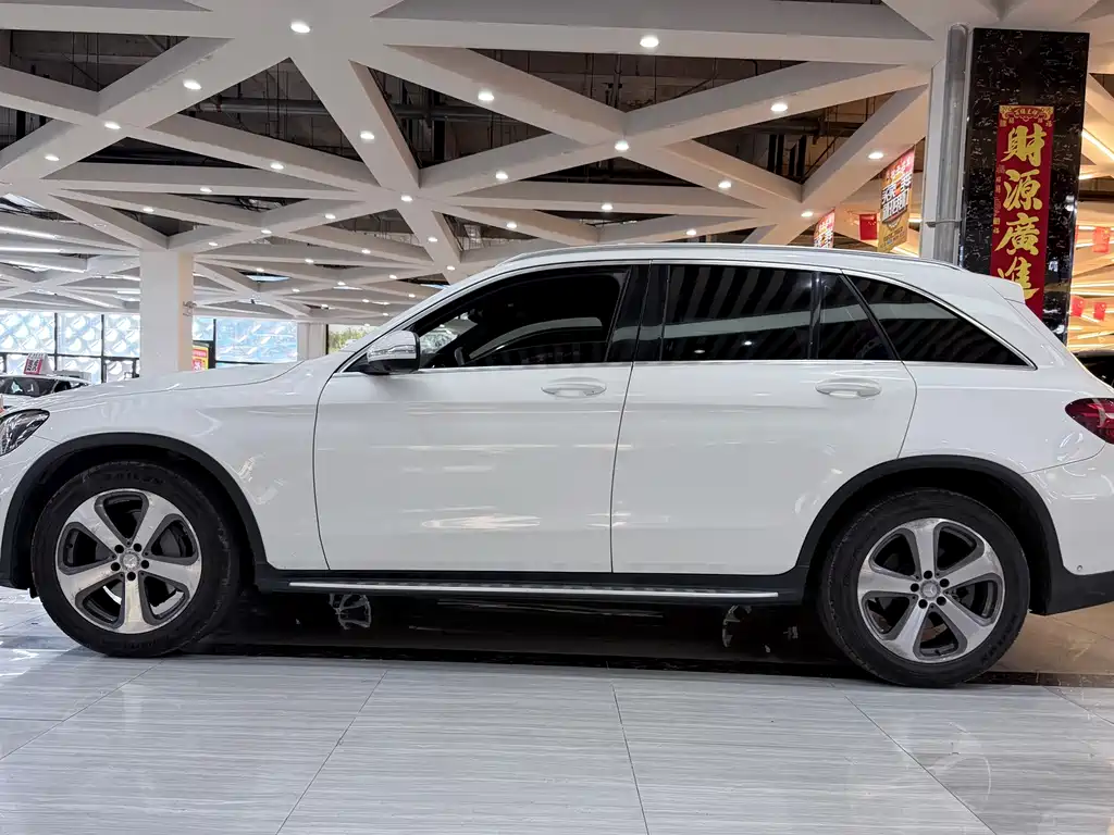 Mercedes-Benz GLC — миниатюра 3