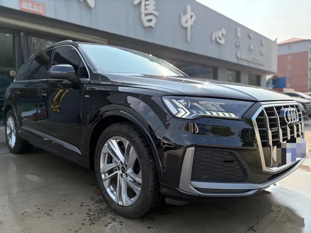 Audi Q7 — миниатюра 3