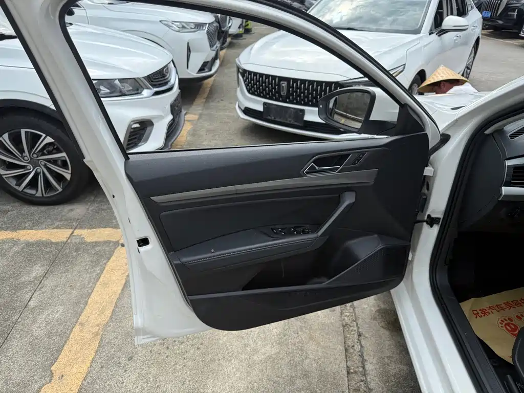Volkswagen Lavida 2019 1.5L AT VI