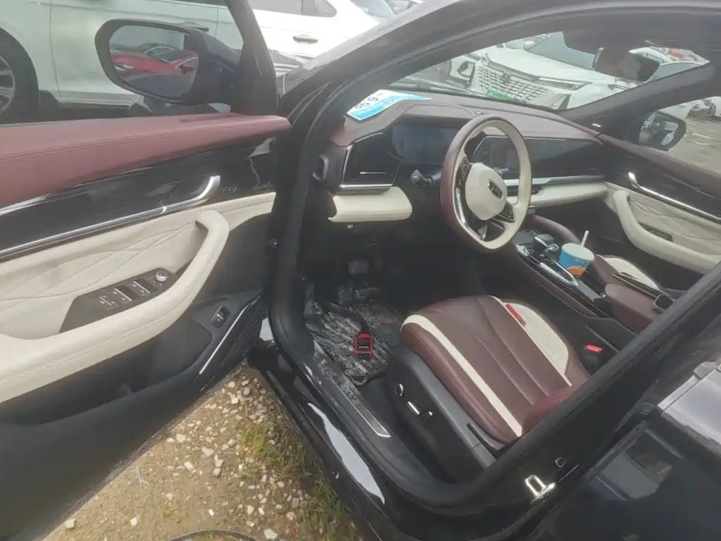 Geely Xingyue L — миниатюра 16