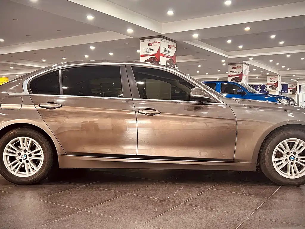 BMW 3 Series — миниатюра 4