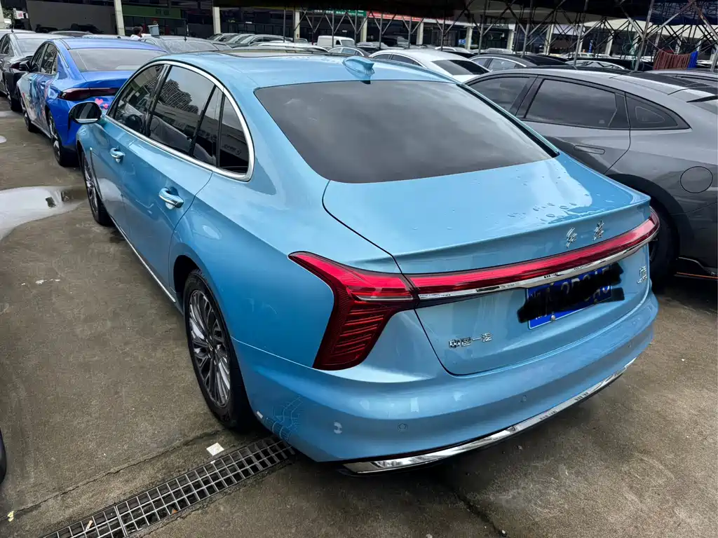 Hongqi Hongqi H5 — миниатюра 16