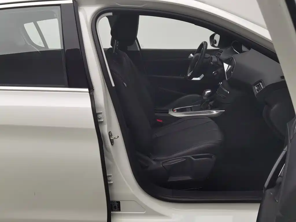 Peugeot 308S — миниатюра 23