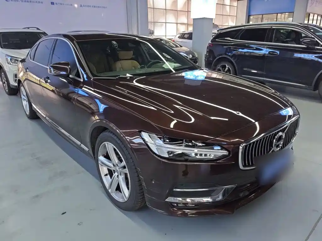 Volvo S90 — миниатюра 4