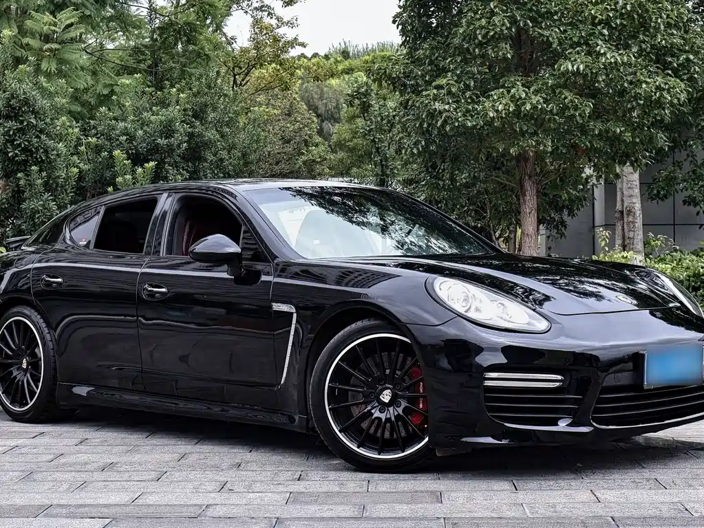Porsche Panamera 2010 Panamera Turbo 4.8T