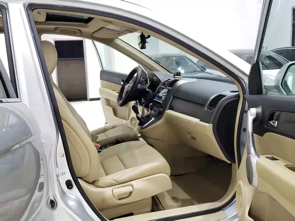 Honda CR-V — миниатюра 6
