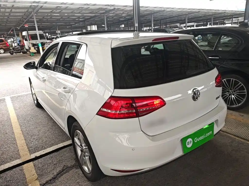 Volkswagen Golf — миниатюра 5