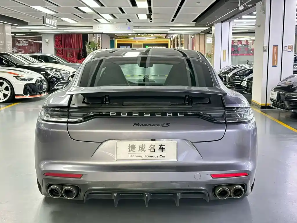Porsche Panamera — миниатюра 8