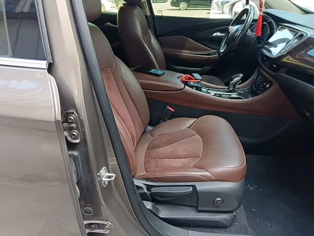 Buick Envision Plus — миниатюра 25