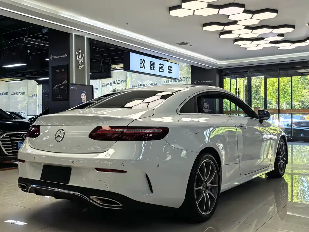 Mercedes-Benz E-Class E 2023 E 260