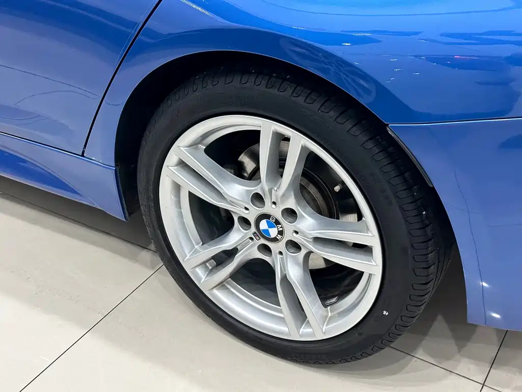 BMW 3 Series — миниатюра 14