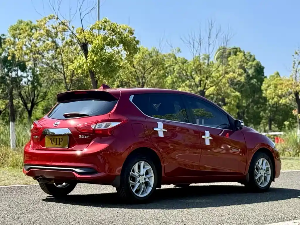 Nissan Tiida 2021 1.6L CVT