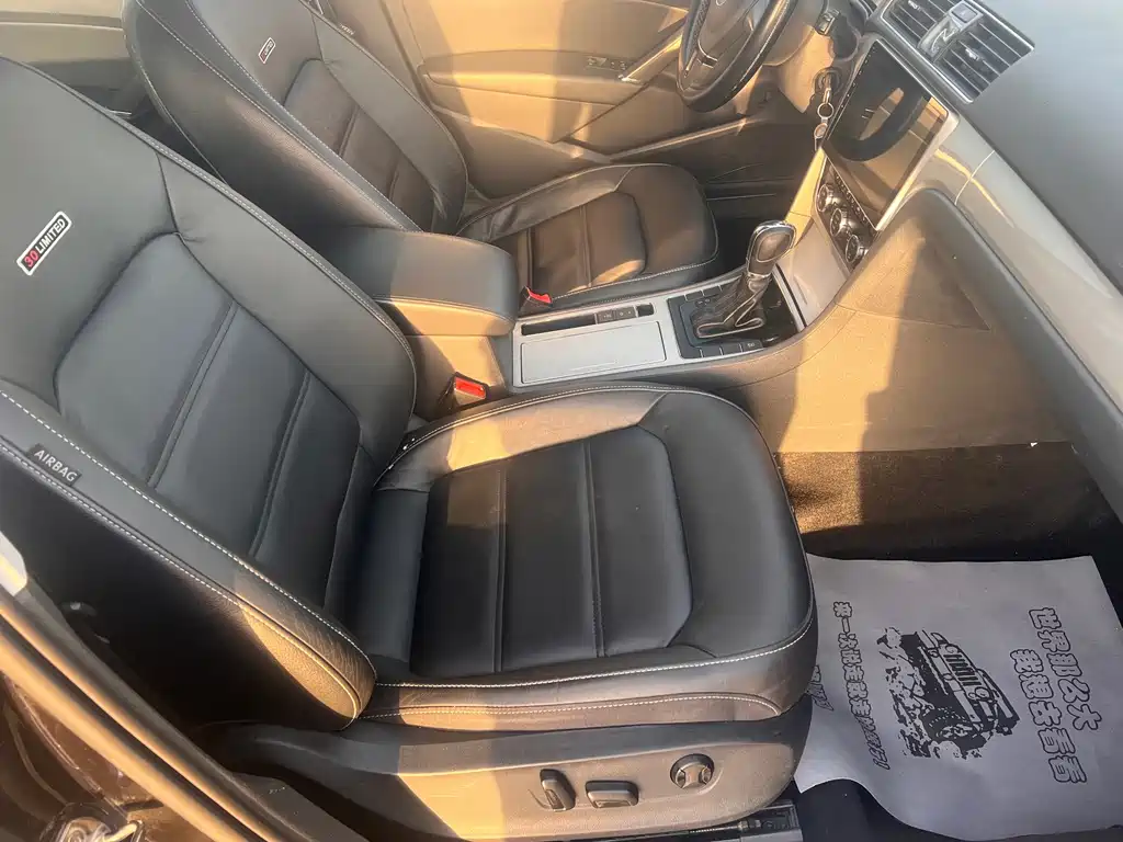 Volkswagen Passat — миниатюра 6