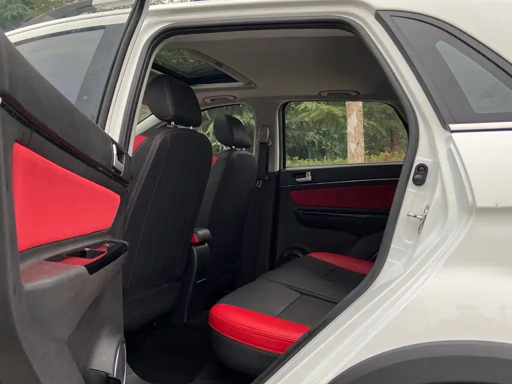 BAIC Senova X25 — миниатюра 5