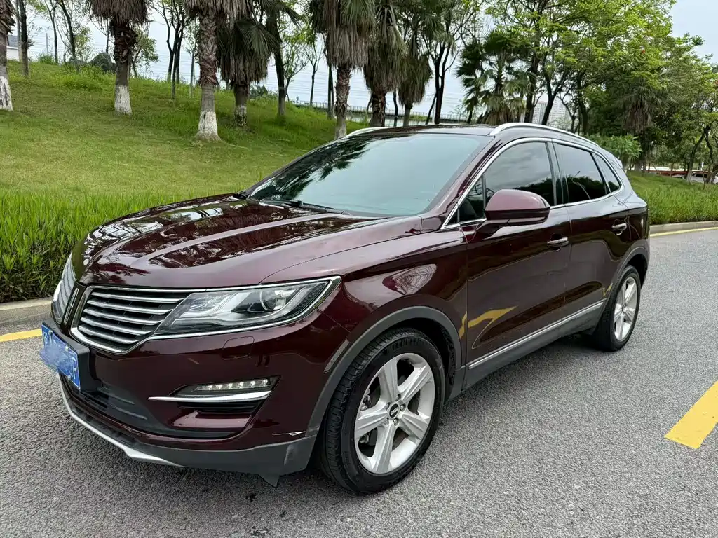 Lincoln MKC 2016