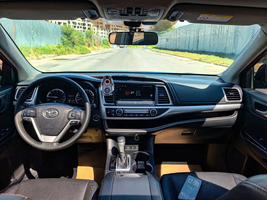 Toyota Highlander — миниатюра 22